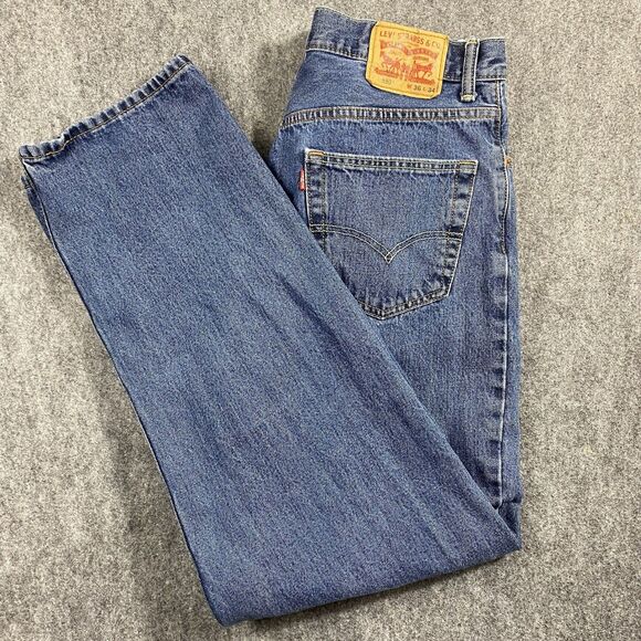 Levi Strauss 550 Cotton Men's 36 Medium Wash Blue Denim Straight Leg Jeans. - Picture 1 of 11